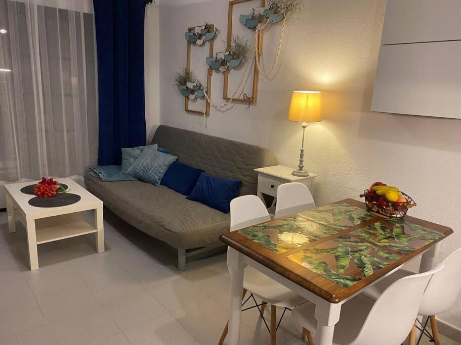 Fuerte Holiday M&M Apartaments Коста Калма Экстерьер фото