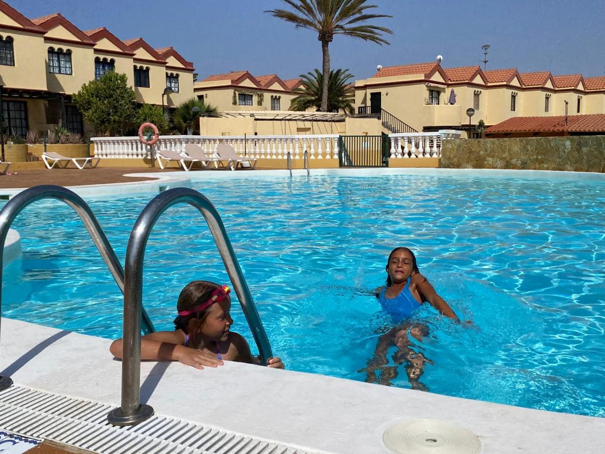 Fuerte Holiday M&M Apartaments Коста Калма Экстерьер фото
